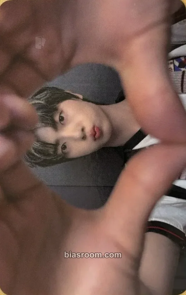 ONEWE - Kanghyun - The Quiver Album dududo/tune store purchase benefit pop-up
