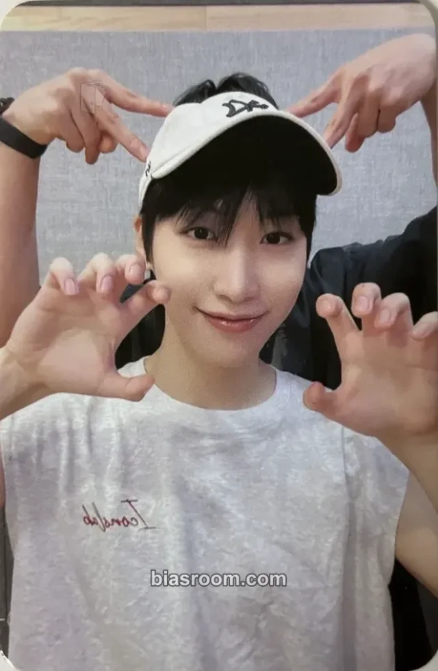 ONEWE - Dongmyeong - Planet Nine: Isotropy Album dear my muse (dmm) round 3 video call/fancall