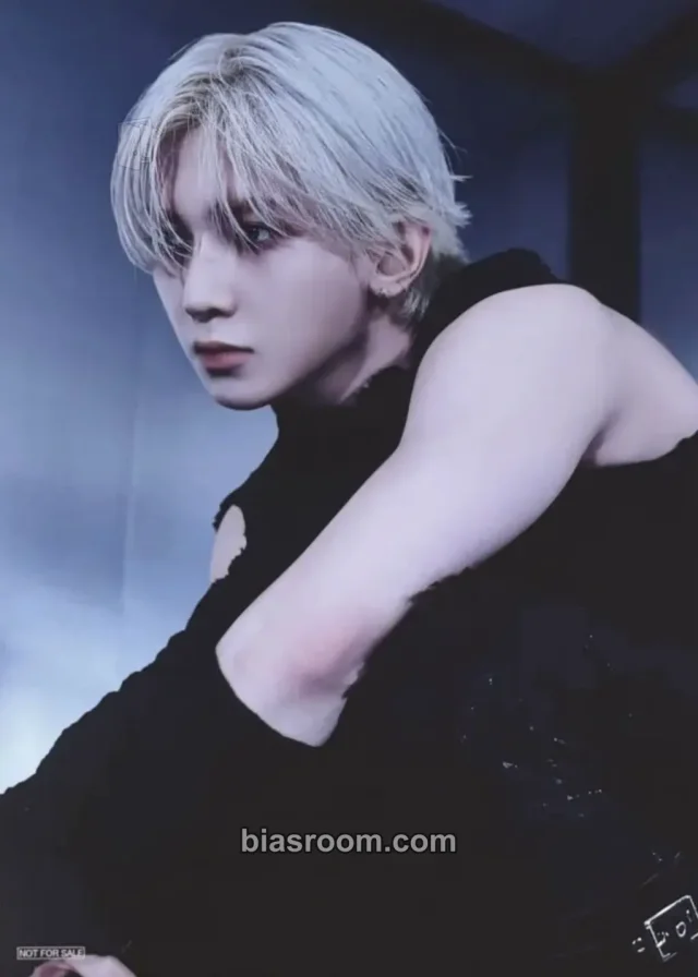 Yeosang ATEEZ GOLDEN HOUR : Part.4 K-pop photocard