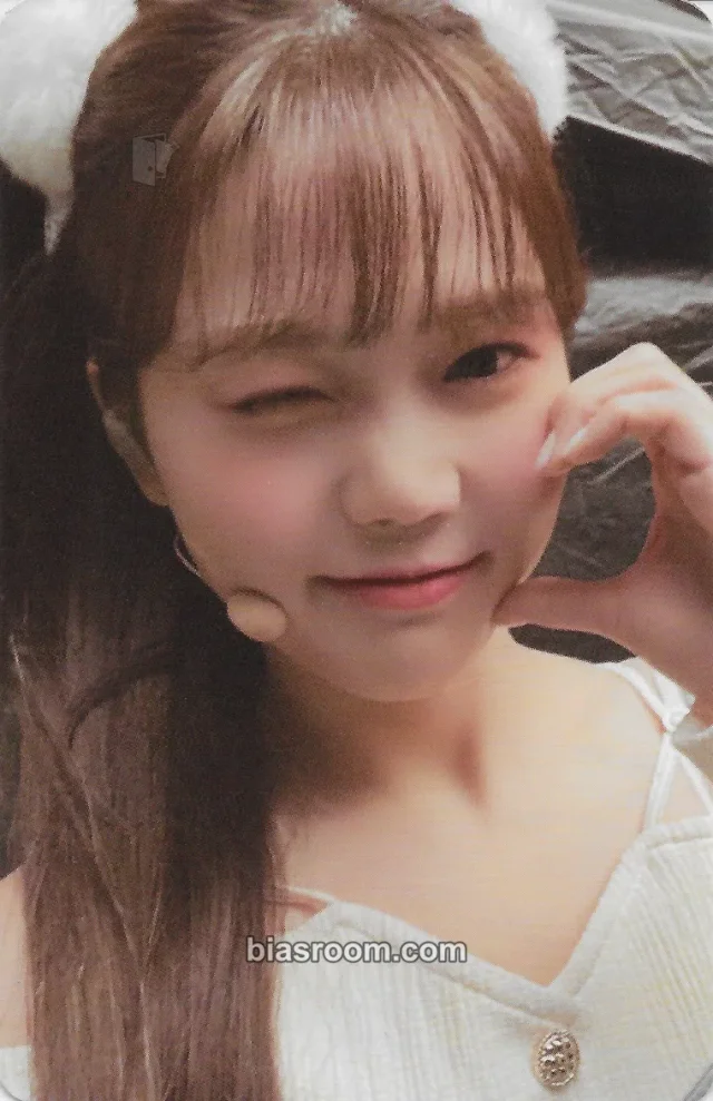 OH MY GIRL - Hyojung - Real Love Album makestar showcase pob (pre-order benefit)