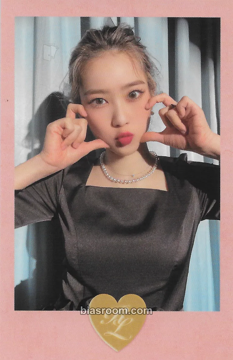 Jiho Real Love Photocard - OH MY GIRL - OH MY GIRL K-pop photocard