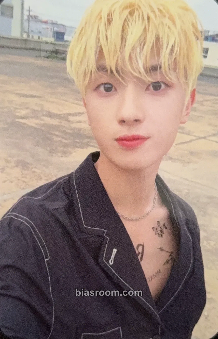 Kanghyun One Photocard - ONEWE - ONEWE K-pop photocard