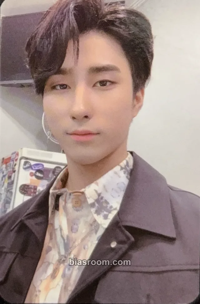 ONEWE - Harin - STUDIO WE: Recording Album apple music pob (pre-order benefit)