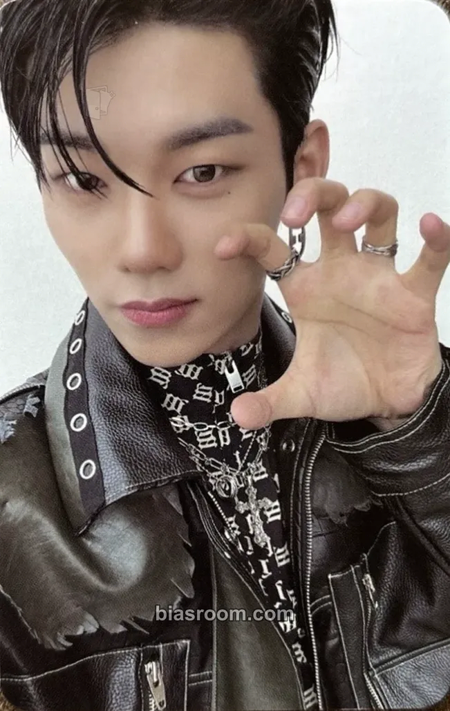 Lee Jeonghyeon Un: SEEN Photocard - EVNNE | Bias Room