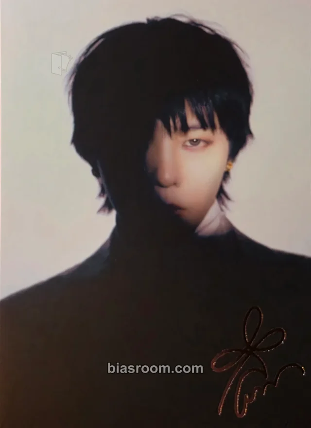 G-Dragon 2015 Welcoming Collection DVD Photocard - BIGBANG | Bias Room