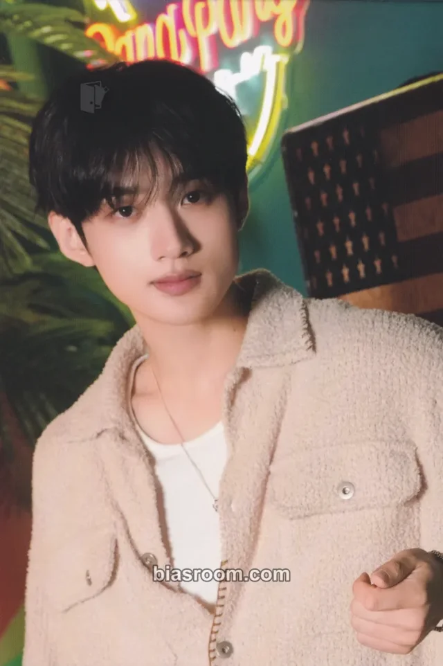 VERIVERY - Yongseung - VERIVERY FANMEETING Hello VERI Long Time Event merch inclusion postcard item set everline