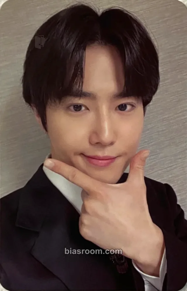 EXO - Suho - SMTown Live 2022: SMCU Express Event merch photocard tattoo sticker smtown