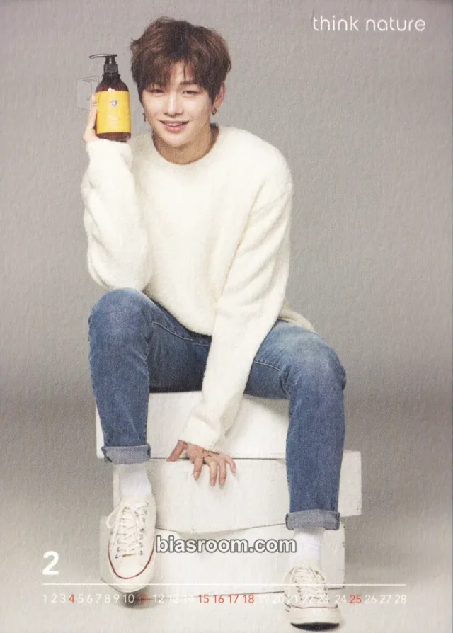 Wanna One - Daniel - Think Nature (Daniel) Other brand collaboration photocard set non-standard size mini calendar