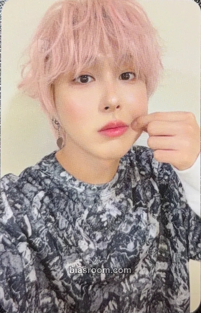 Giuk The Quiver Photocard - ONEWE - ONEWE K-pop photocard