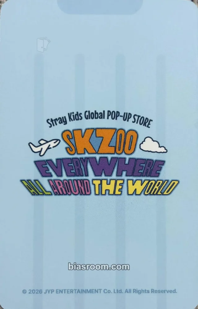 Stray Kids - Bang Chan - SKZOO EVERYWHERE ALL AROUND THE WORLD Pop-Up Store Event latam merch photocard pop-up offline back