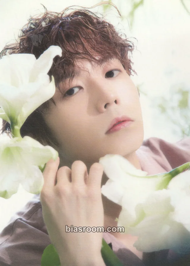 Wooyoung 2PM HOTTEST 8th Generation fanclub kit K-pop photocard