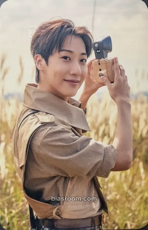 Dongmyeong Season's Greetings 2022 We're in the Jungle Photocard - ONEWE - ONEWE K-pop photocard