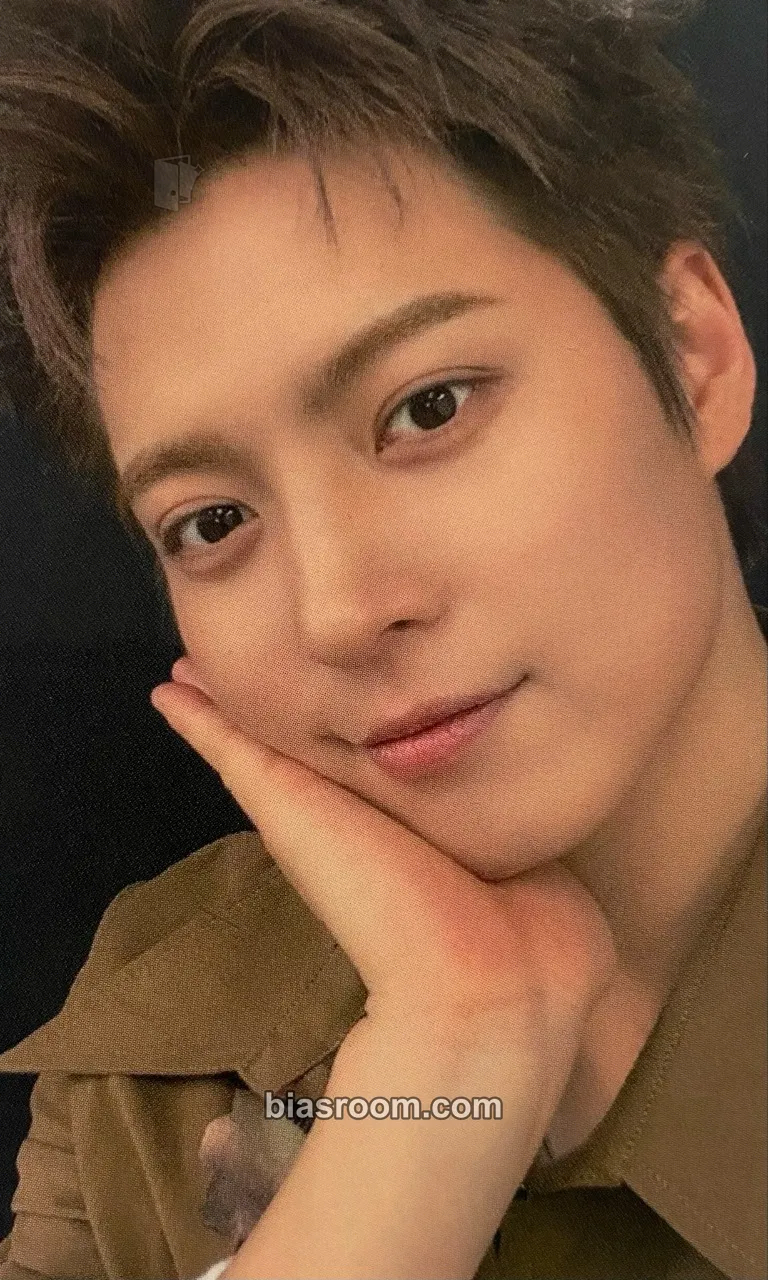 Hwichan Uncapped Photocard - Omega X - Omega X K-pop photocard