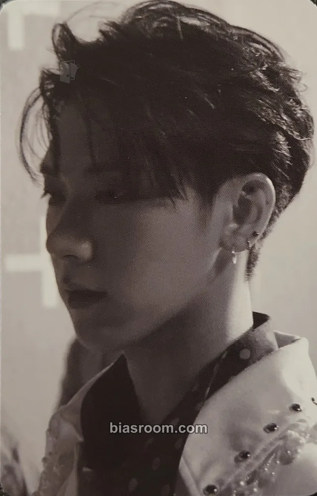 SuperM - Ten - SuperM pop up Event merch photocard pop-up