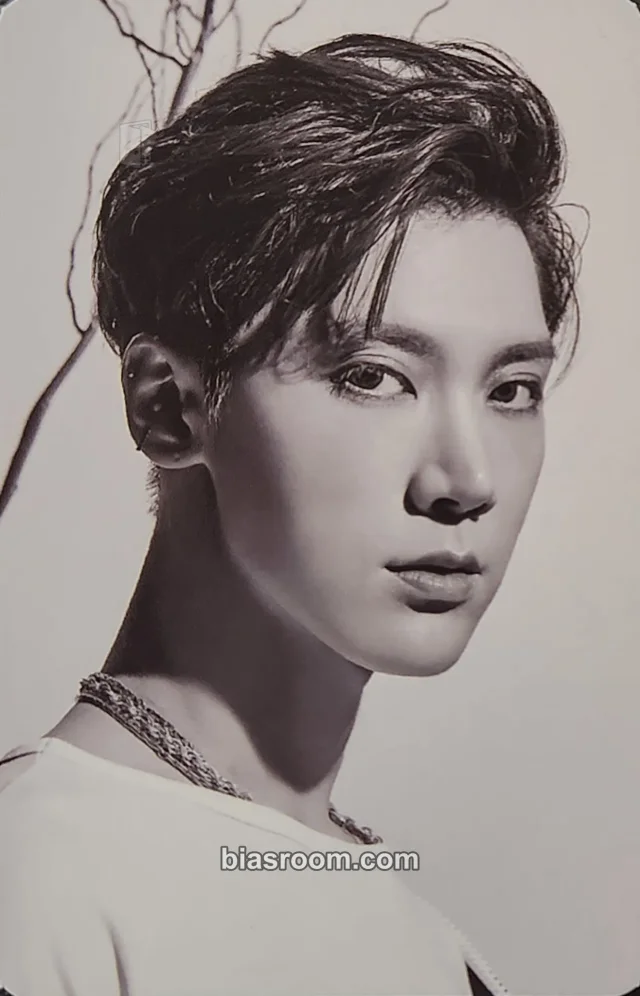 SuperM - Ten - SuperM pop up Event merch photocard pop-up