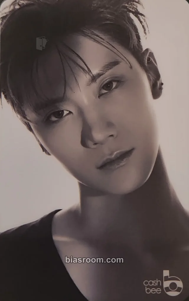 SuperM - Ten - SuperM pop up Event merch photocard pop-up