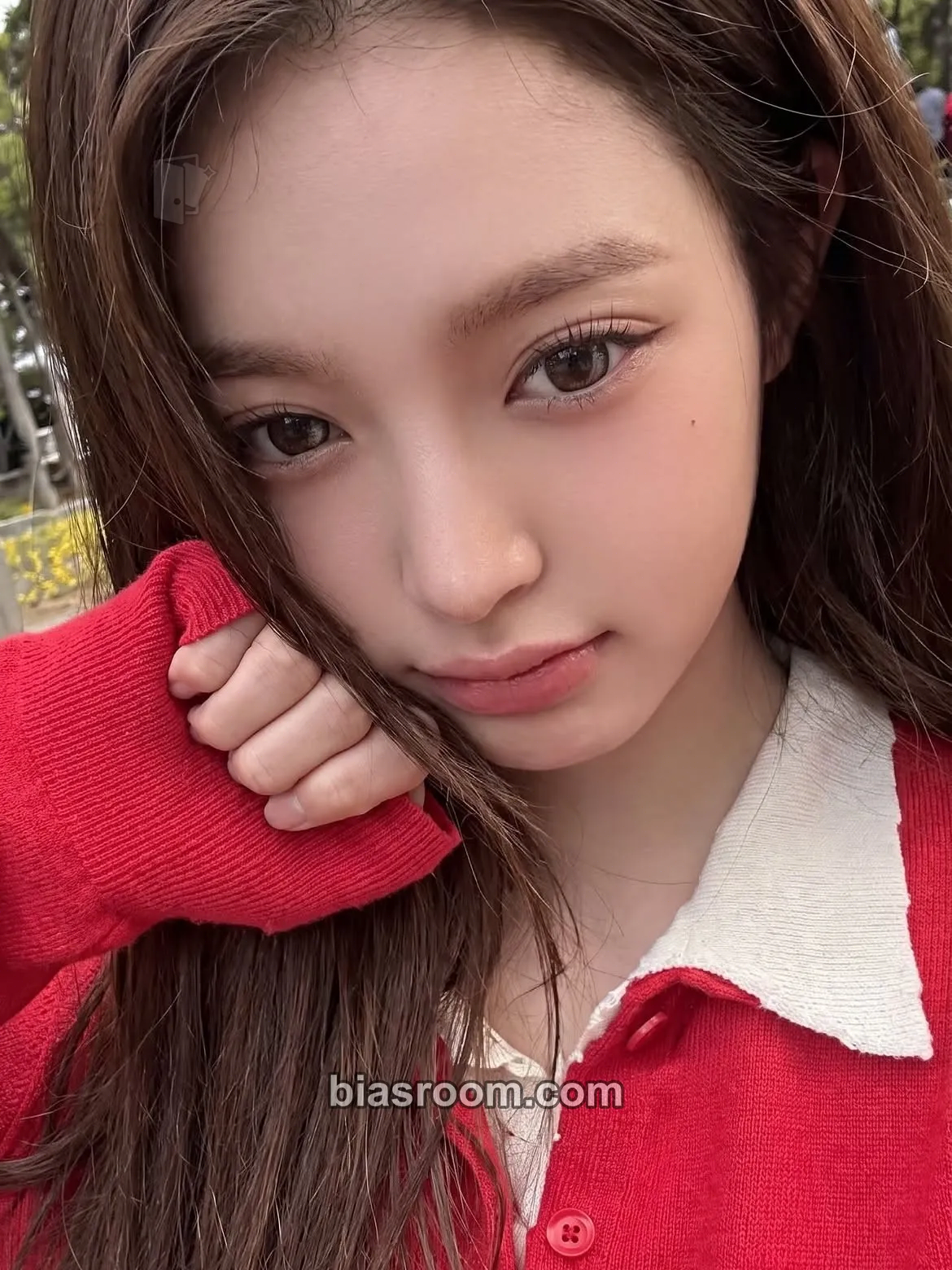 Wonyoung AN-YOUNG: ANYUJIN x JANGWONYOUNG Media Exhibition Photocard - IVE - IVE K-pop photocard
