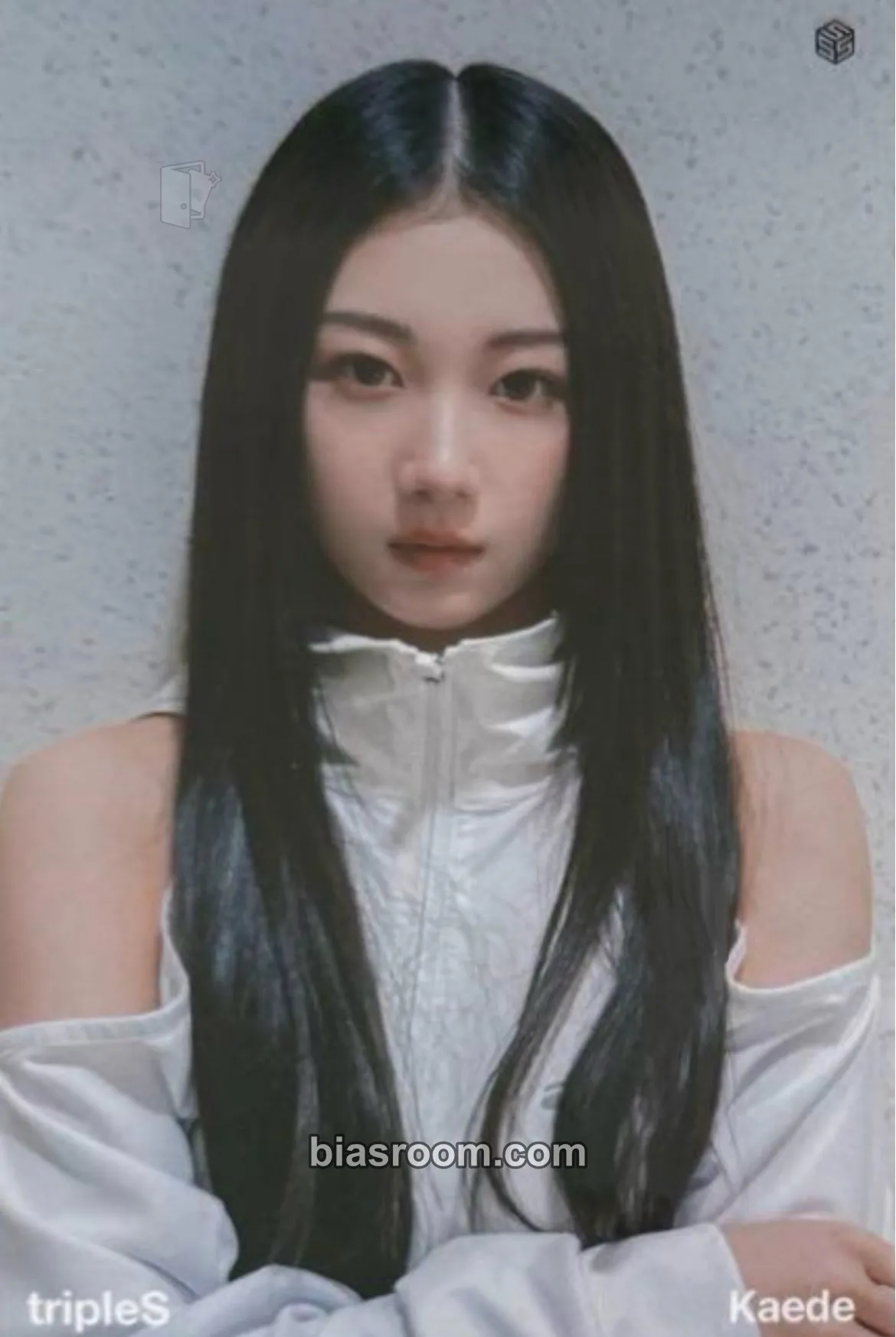 Kaede 1st Objekt Trading Cafe in Seoul Photocard - tripleS - tripleS K-pop photocard