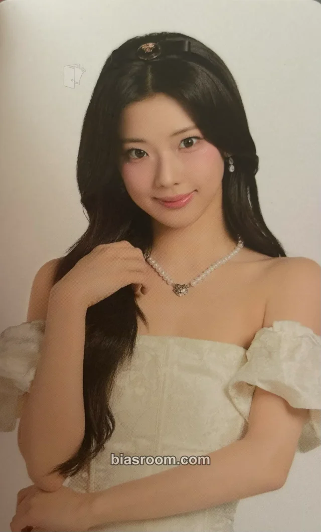 BABYMONSTER - Ruka - Love Monster Japan Fan Concert Pop Up Store 2025 Event trading card japan pop-up