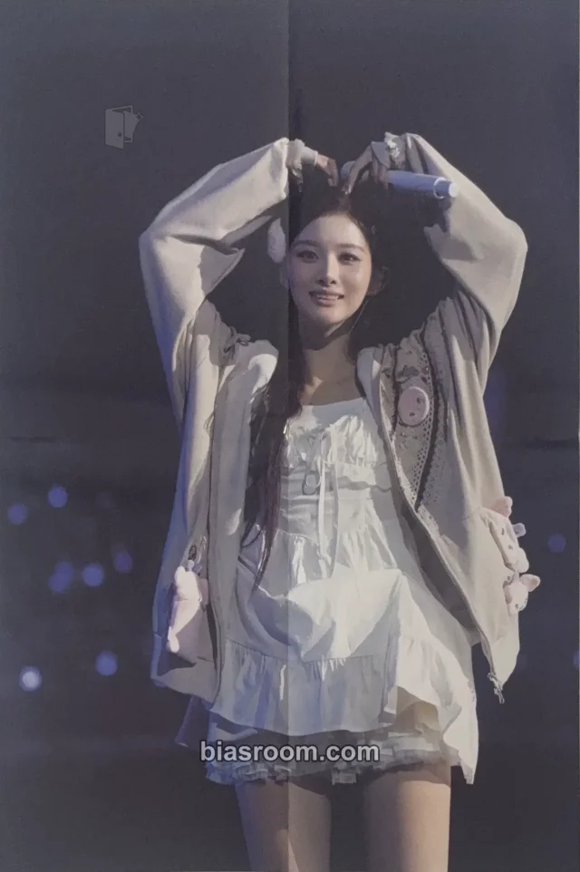 NMIXX - Sullyoon - EPISODE 1: ZERO FRONTIER IN INCHEON PHOTOBOOK Other photobook inclusion poster