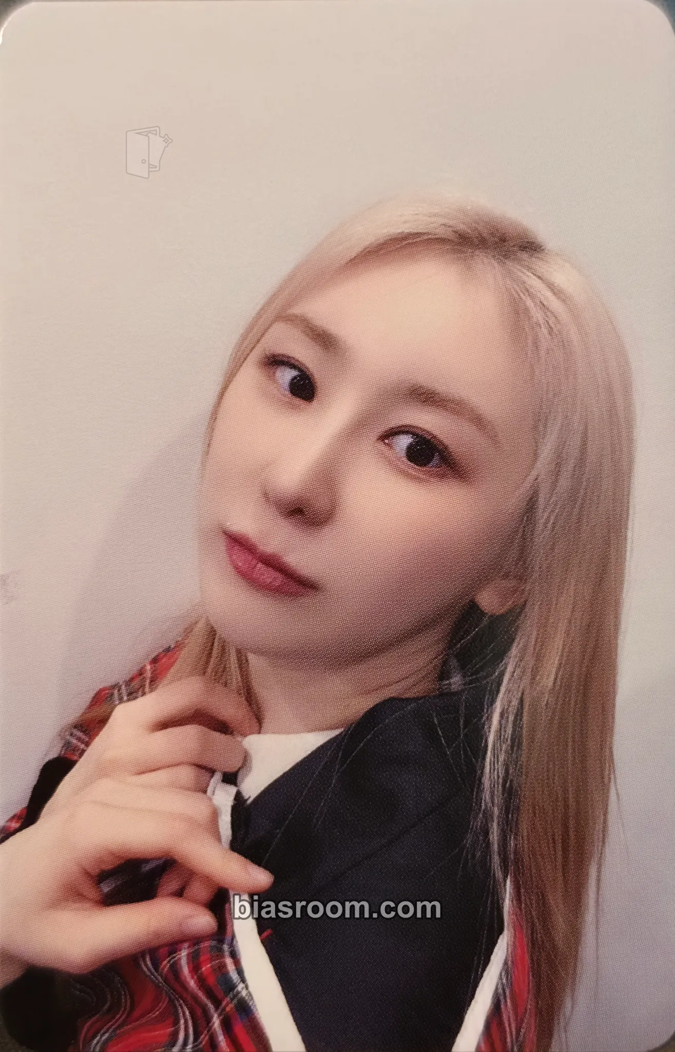 Lee Chaeyeon Over The Moon Photocard - Lee Chaeyeon K-pop photocard