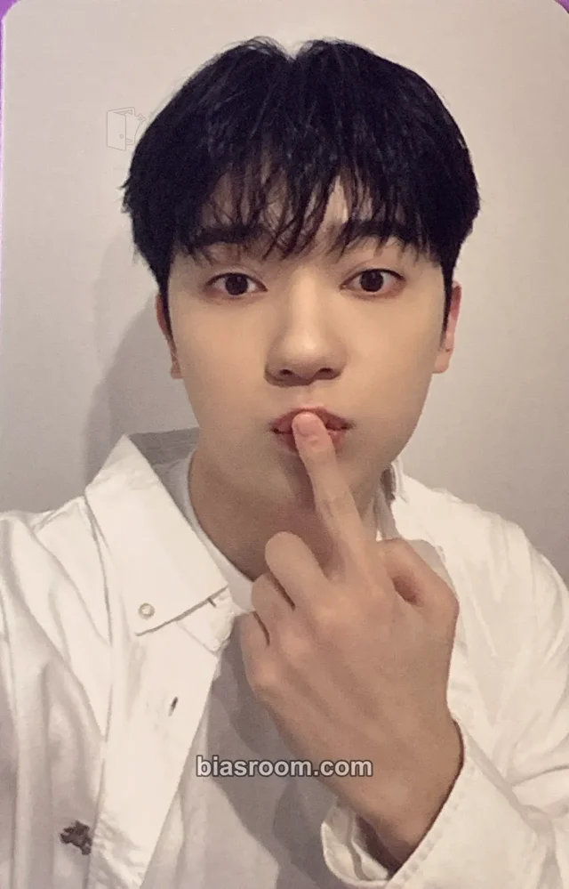 Omega X - Yechan - ITTABOOK Vol. 18 Other magazine photocard ittabook