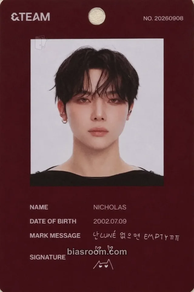 &TEAM - Nicholas - Mark on Me Album pop-up id card