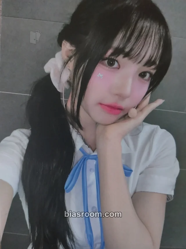 tripleS - Chaewon - Olive Young Exclusive OMA Event Other mini postcard