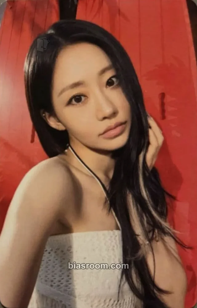 KISS OF LIFE - Julie - SWEAT (Japanese ep) Album album photocard version 1