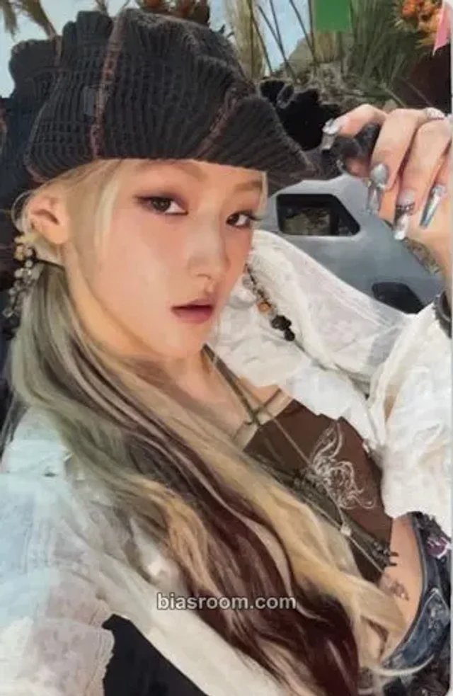 KISS OF LIFE - Haneul - SWEAT (Japanese ep) Album album photocard version 1