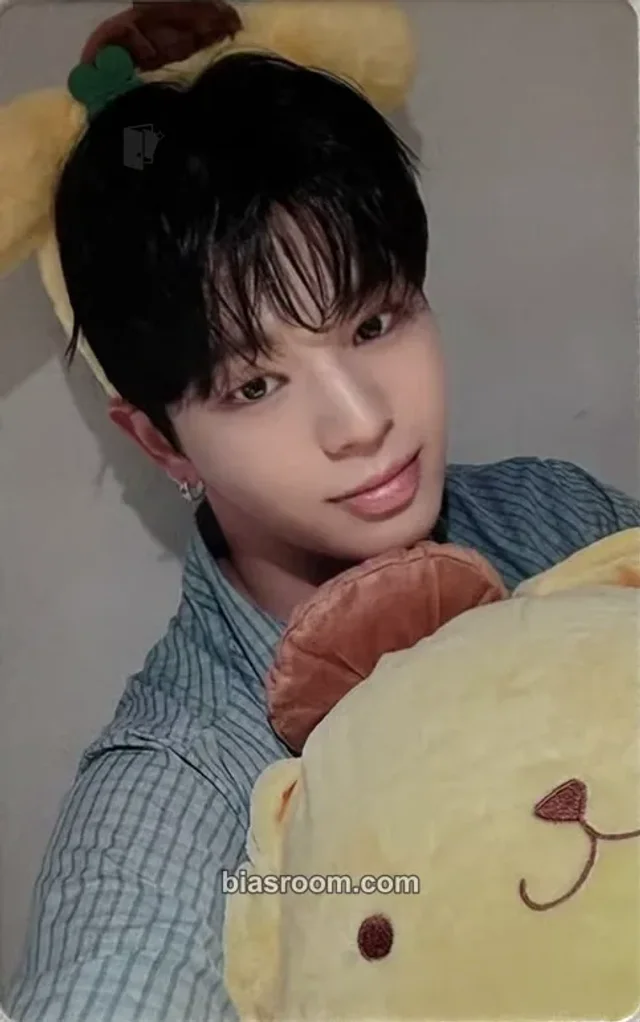 EVNNE - Mun Junghyun - LOVE ANECDOTE(S) Album jump up round 3 video call/fancall