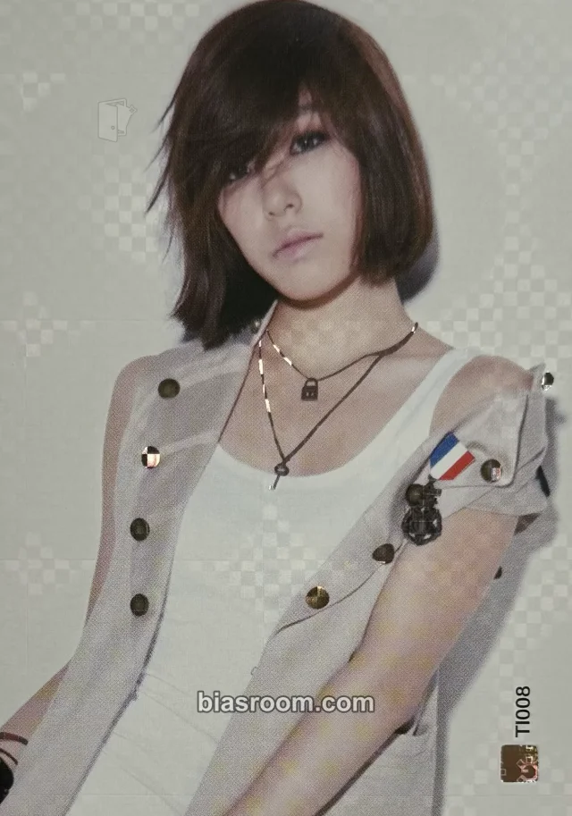 Girls' Generation - Tiffany - Girls' Generation Star Collection Cards Other checkered version holographic (hologram) non-standard size star collection card season 1