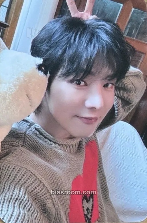 Yonghoon Secret Santa Photocard - ONEWE - ONEWE K-pop photocard
