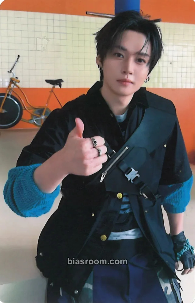 Stray Kids - Lee Know - THIS & THAT Album pob (pre-order benefit) tower records japan lucky draw (LD)