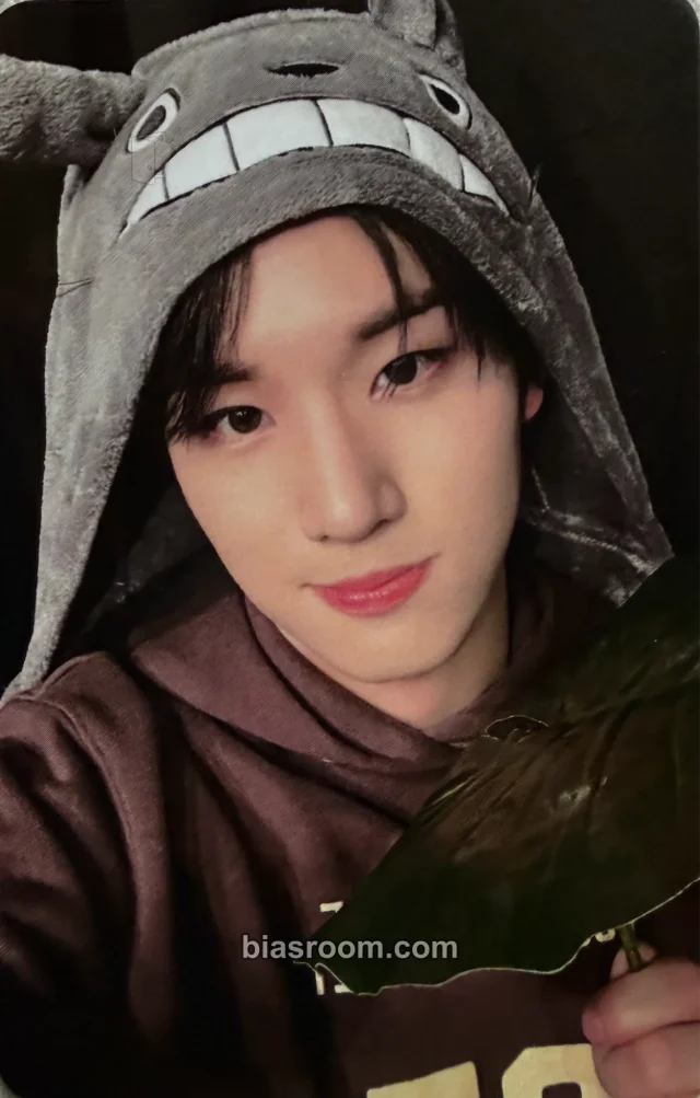 8TURN - Yoonsung - Stunning Album everline