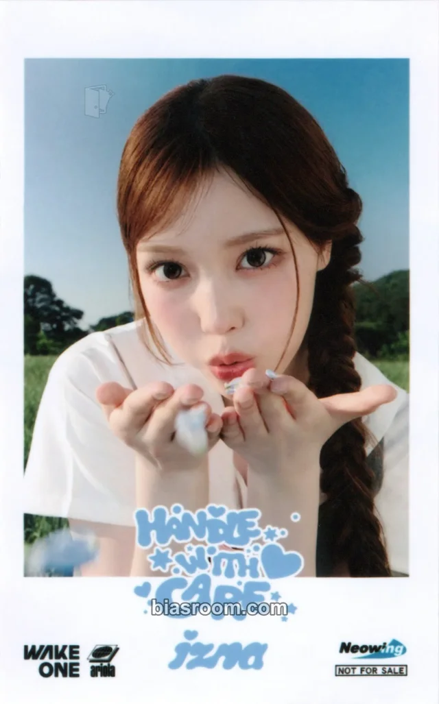 izna - Jeong Saebi - Handle With Care Album neowing (cdjapan) pob (pre-order benefit)