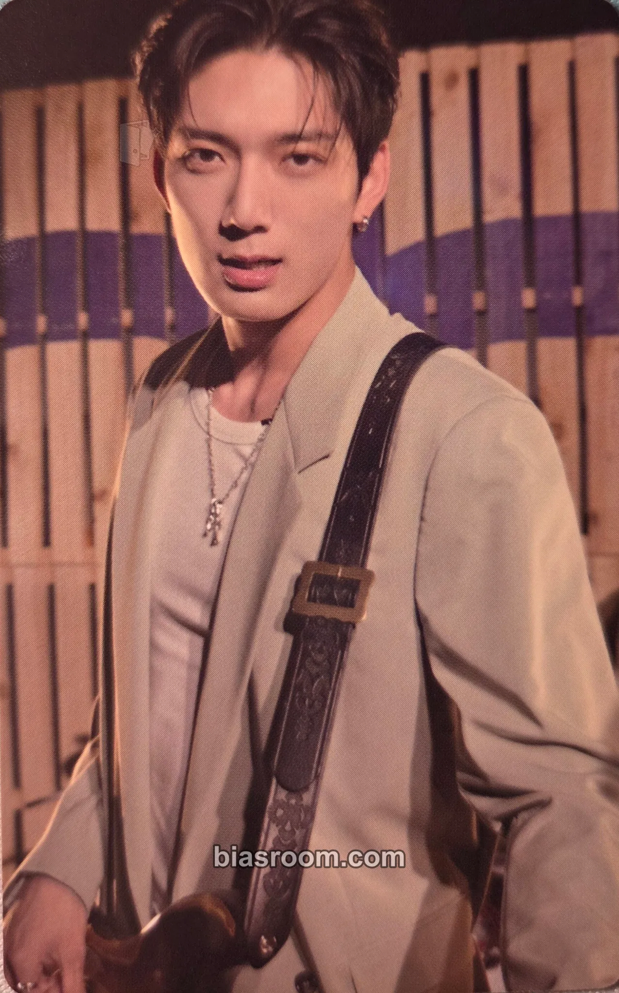 Dane The Second Wave : MOMENTUM Photocard - hrtz.wav - hrtz.wav K-pop photocard