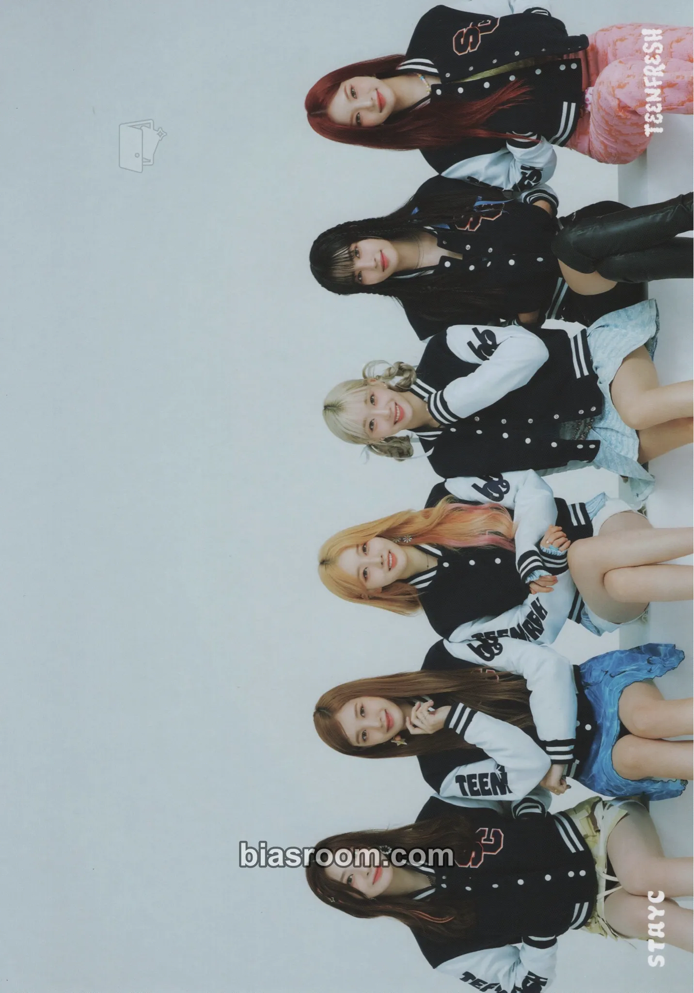 TEENFRESH World Tour Photocard - STAYC - STAYC K-pop photocard