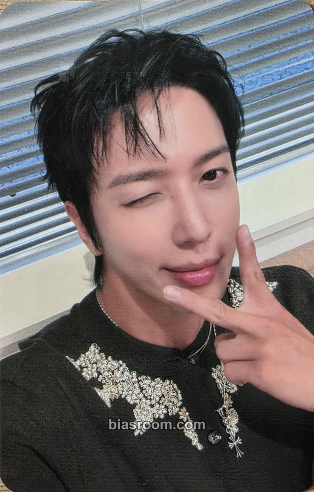 CNBLUE - Yonghwa - 2026 LIVE WORLD TOUR “3LOGY” Event busan encore fanclub/membership