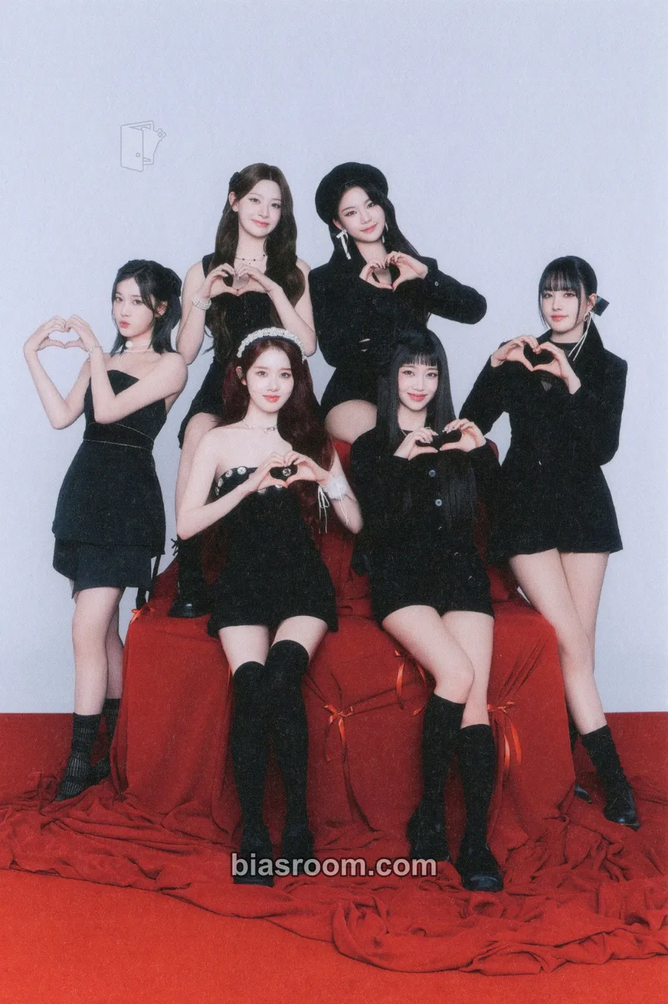 STAY TUNED World Tour Photocard - STAYC - STAYC K-pop photocard
