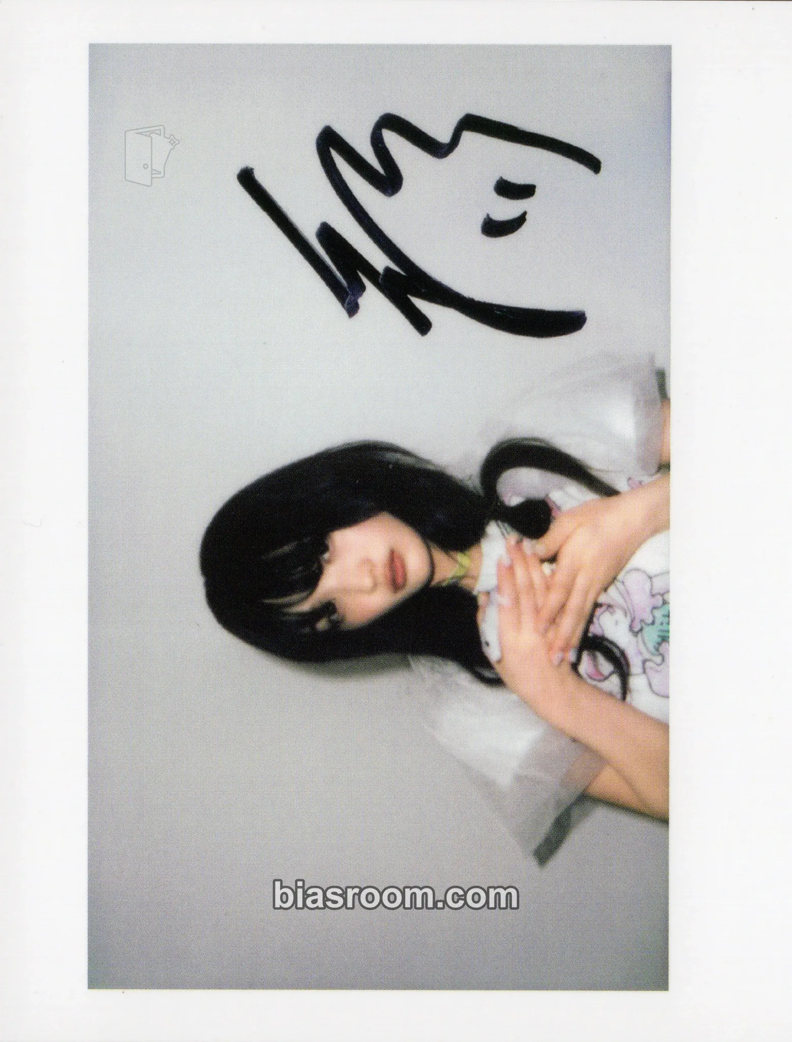 Iroha MAMIHLAPINATAPAI Photocard - ILLIT - ILLIT K-pop photocard
