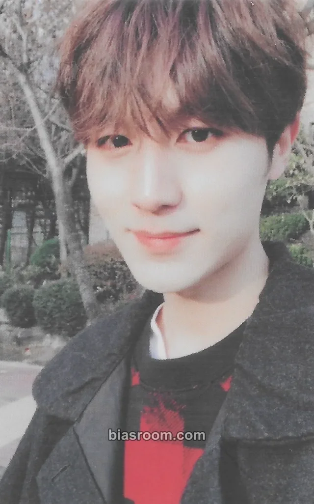 HONEYST - Hwan - FNC WOW! Celebrity Space Event merch photocard