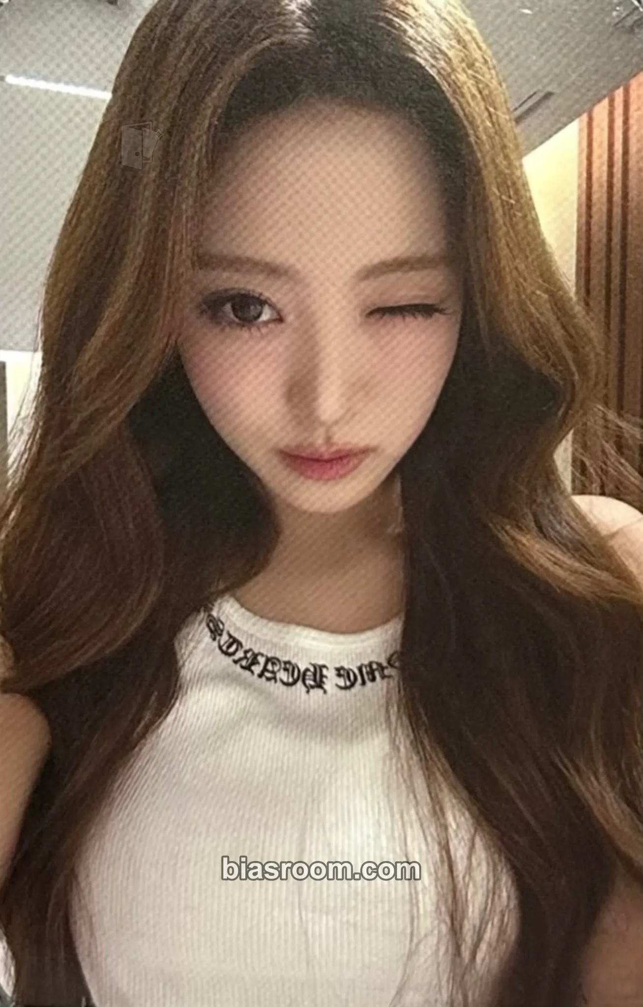 Anna MY EYES OPEN VVIDE Photocard - MEOVV - MEOVV K-pop photocard