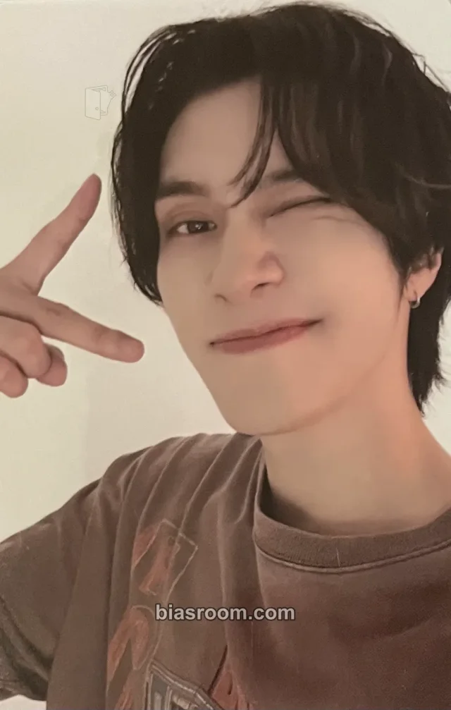 WayV - Hendery - Vision Wings Album smtown & store pob (pre-order benefit) smini version emblem version