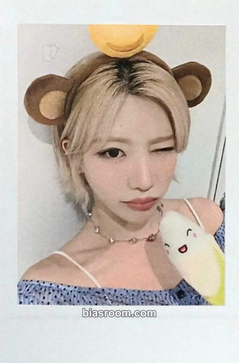 Kim Lip Hyper-Ego Photocard - ARTMS - ARTMS K-pop photocard