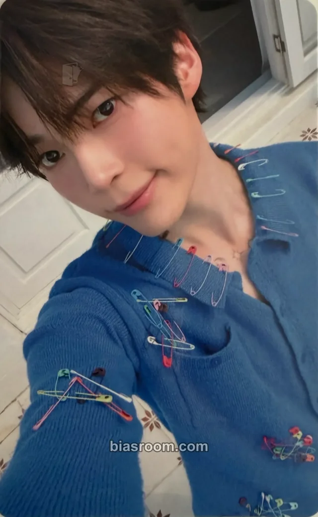 ZEROBASEONE - Hanbin - KNIGHT Magazine June 2026 Other magazine photocard knight magazine