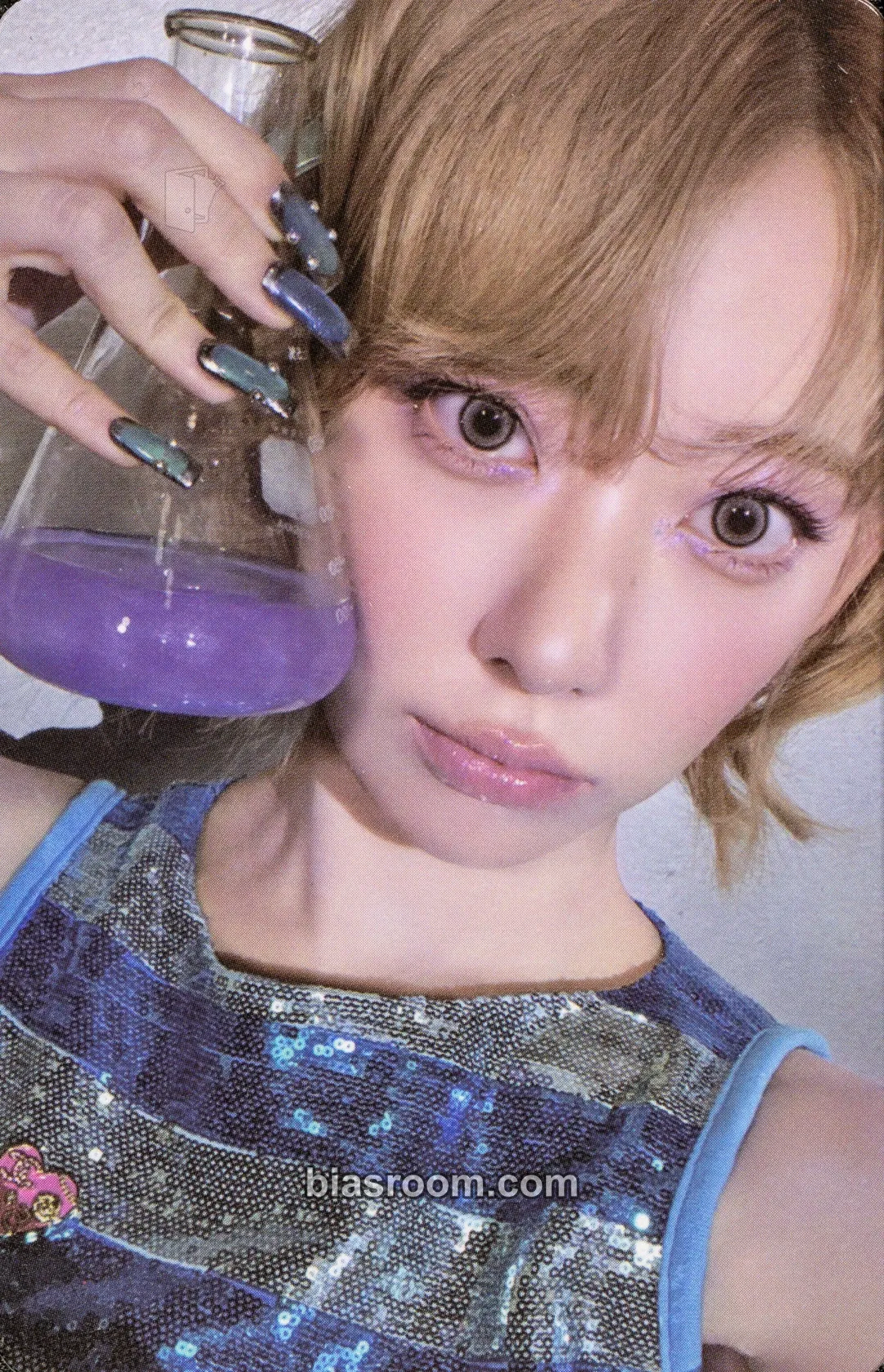 Sakura Made My Night Photocard - LE SSERAFIM - LE SSERAFIM K-pop photocard