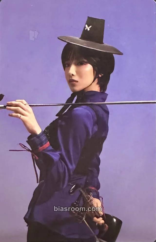 GRANADA - Hyogyeong - 2026 Toronto Korean Festival and Fan Meet Event concert merch photocard C version