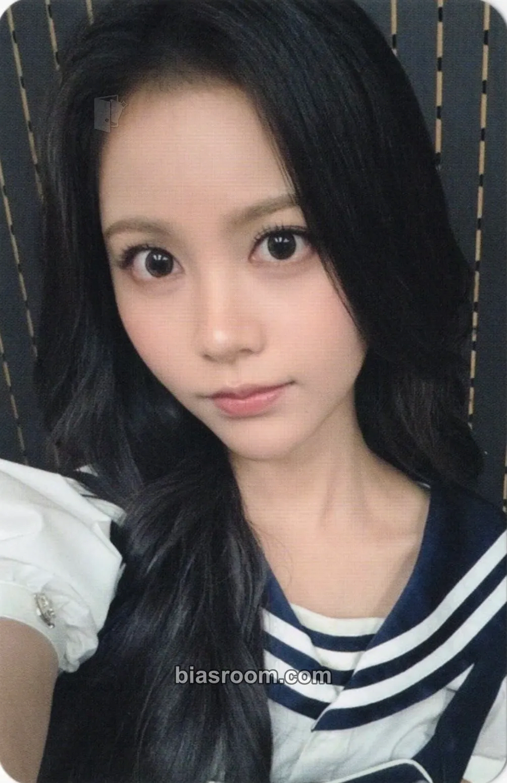 Carmen Lemon Tang Photocard - Hearts2Hearts - Hearts2Hearts K-pop photocard