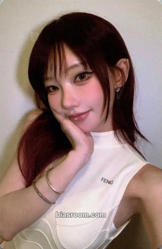 Magenta Rocknation : Rocket Launch!! Photocard - QWER - QWER K-pop photocard